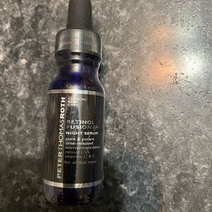 Peter Thomas Roth Retinol Fusion PM in Deep Blue